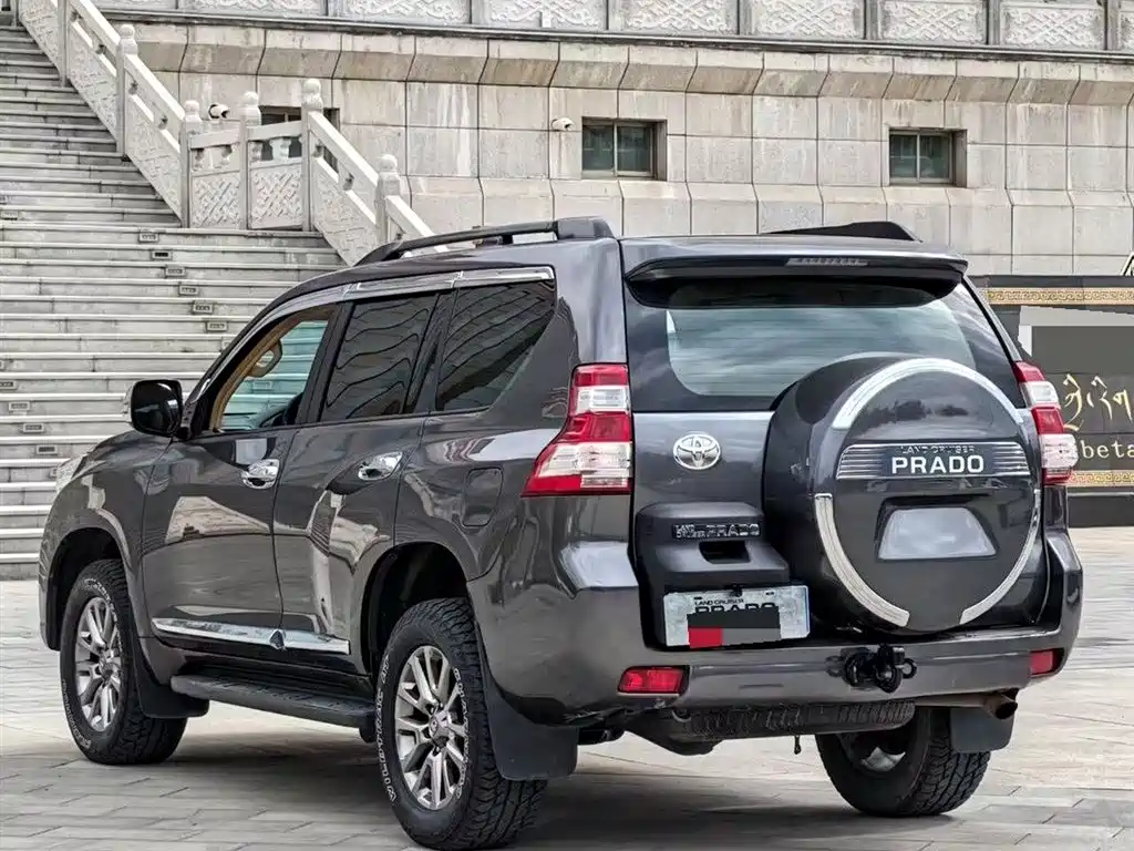 Toyota Land Cruiser Prado 2014 2.7L AT Standard