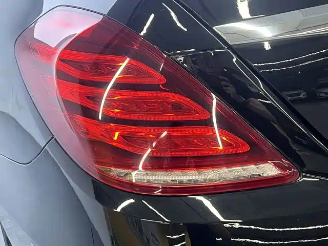 Mercedes-Benz S-Class — миниатюра 8
