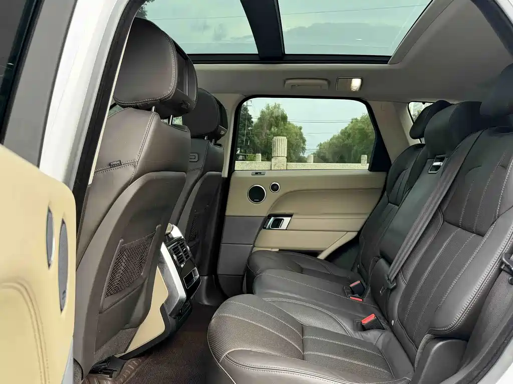 Land Rover Sport — миниатюра 12