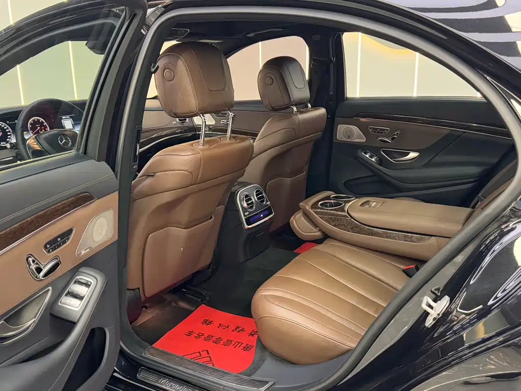 Mercedes-Benz S-Class — миниатюра 16