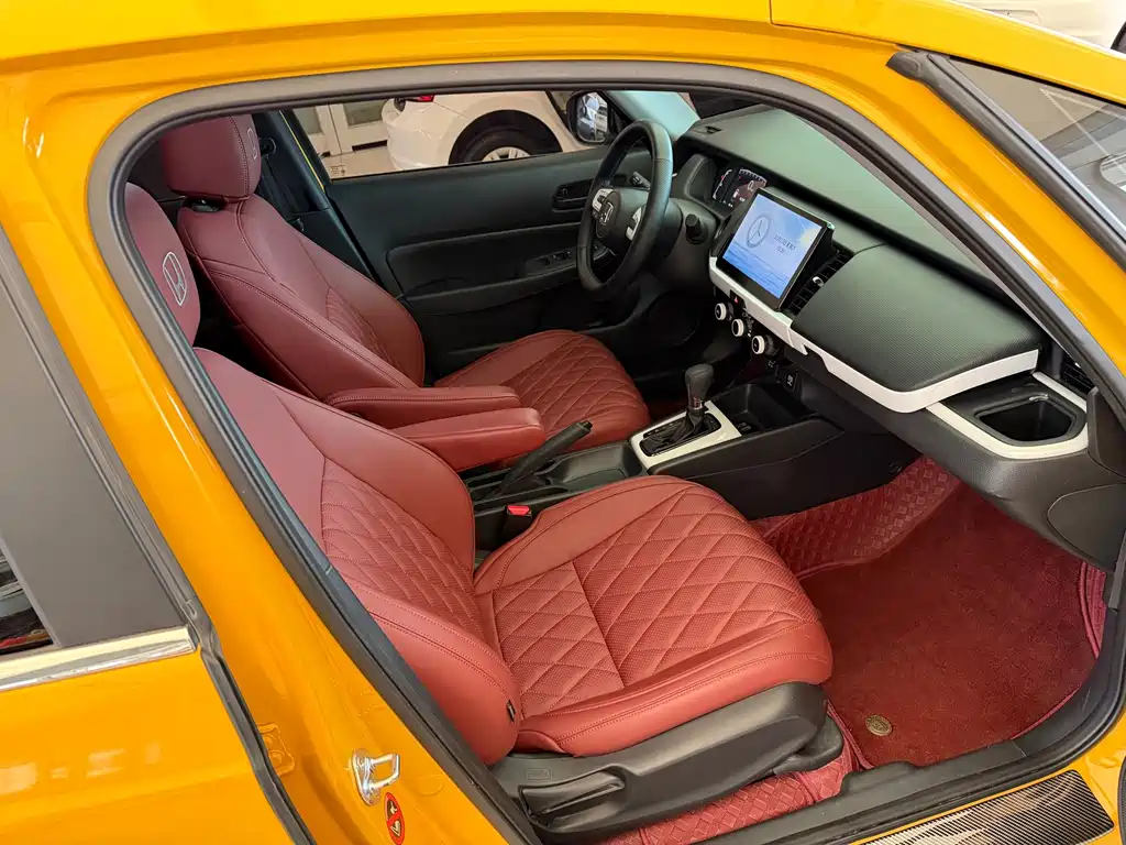 Honda Fit — миниатюра 10