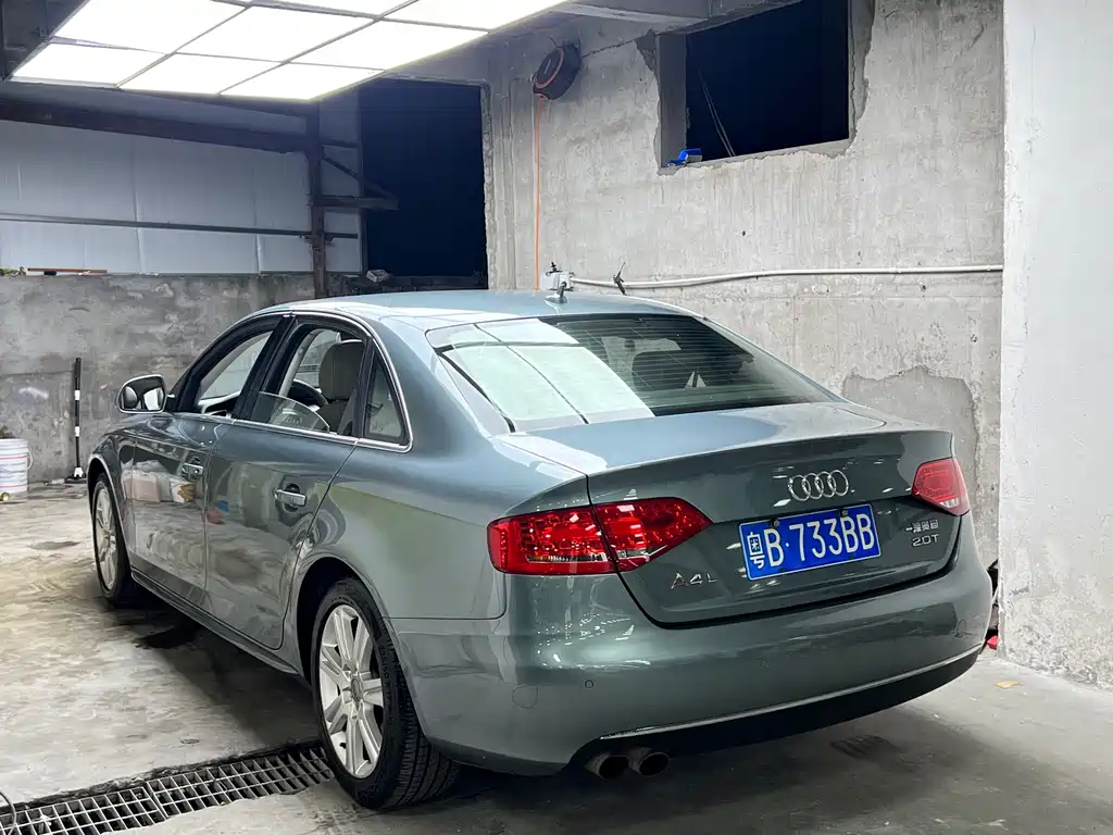 Audi A4L — миниатюра 4
