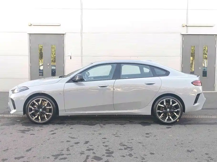 BMW 2 Series — миниатюра 4