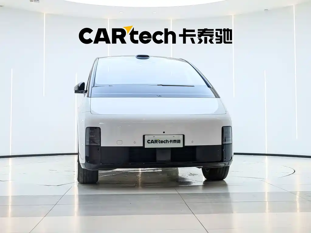 2025 Li Xiang Mega - zdjęcie 1 z 16