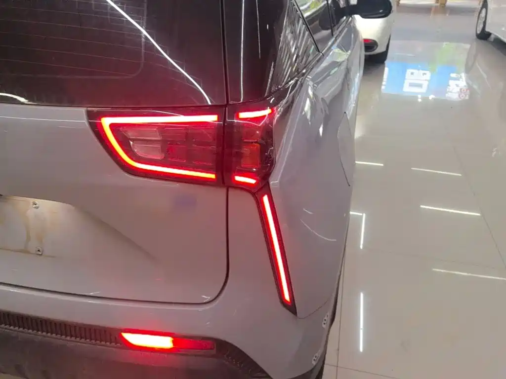 Chery New Energy Wujie Pro — миниатюра 8