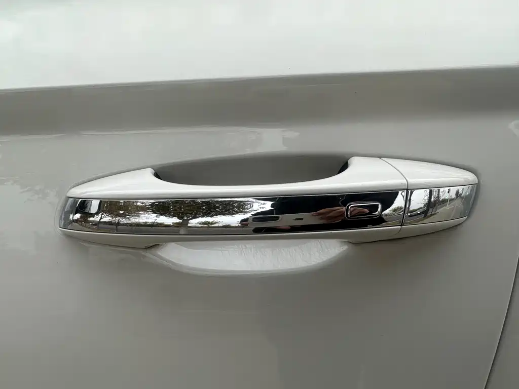Volkswagen Tharu — миниатюра 10