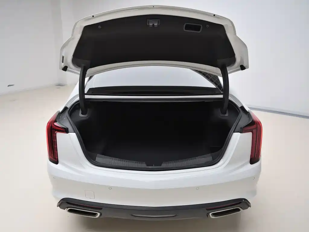 Cadillac CT5 — миниатюра 9