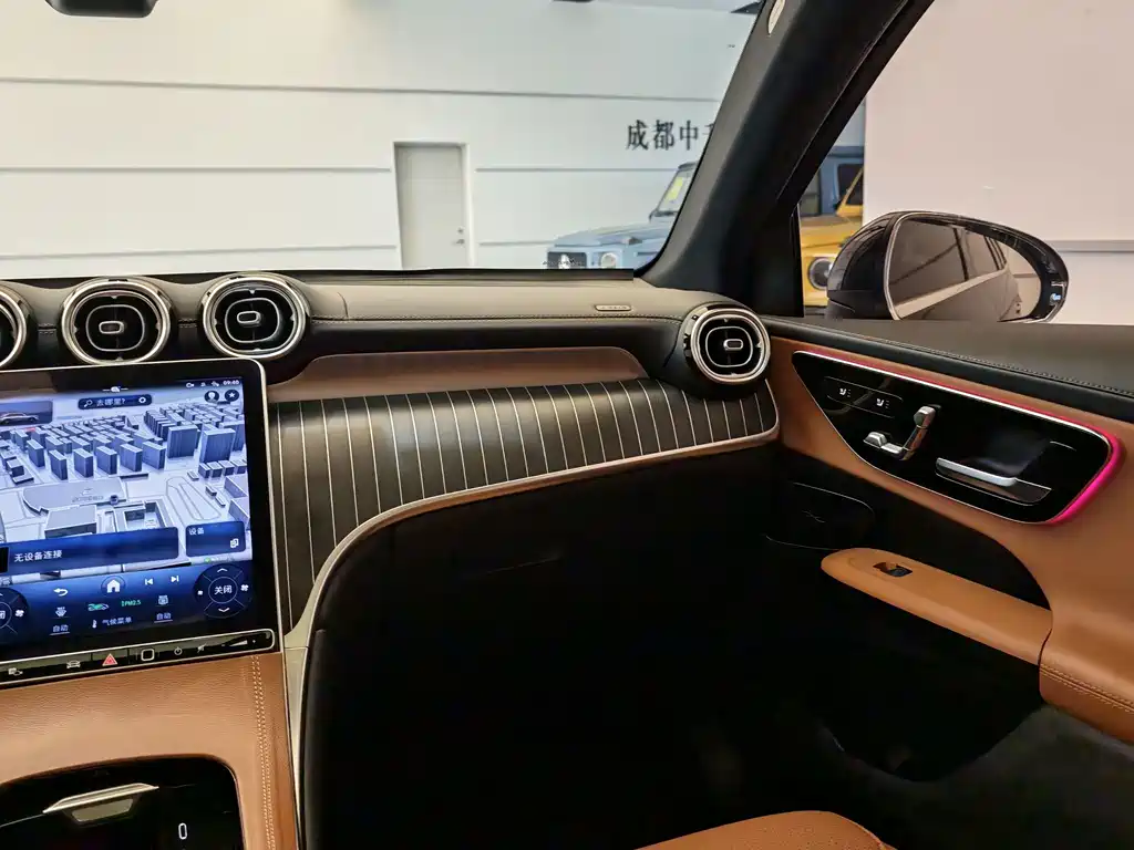 Mercedes-Benz GLC — миниатюра 11