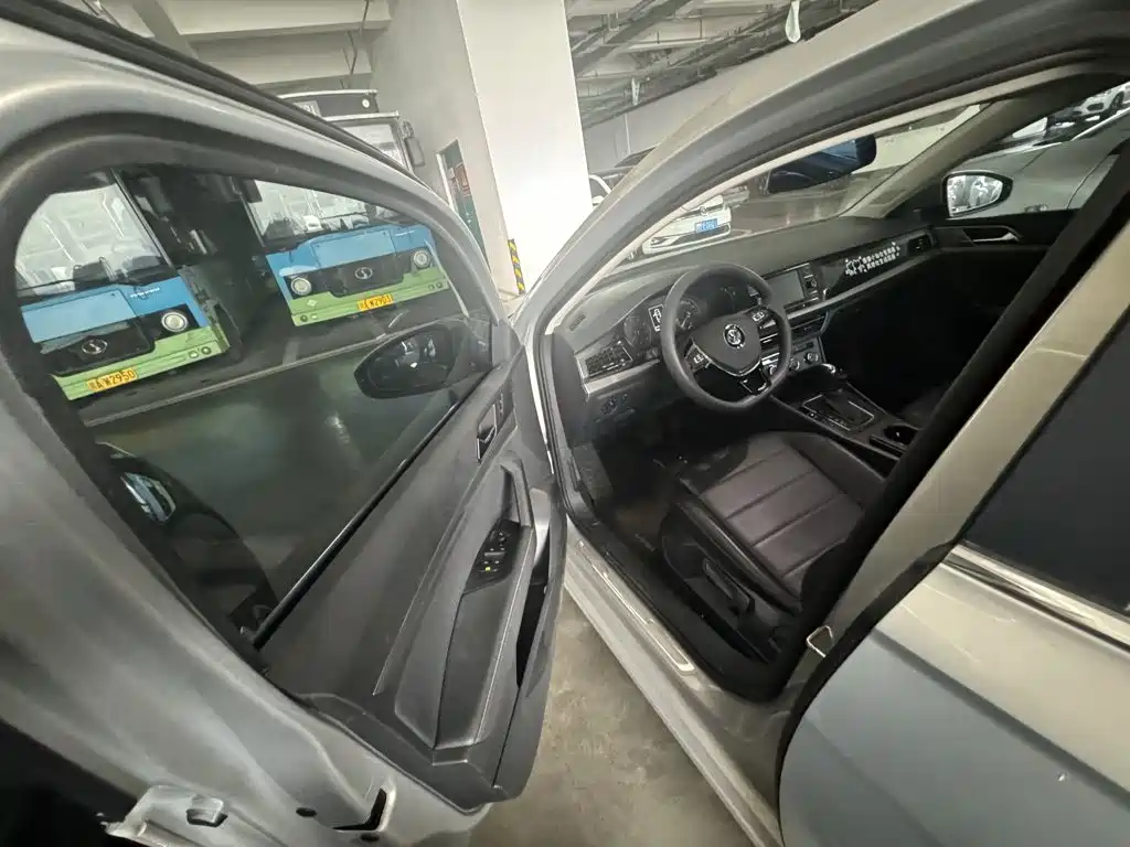 Volkswagen Lavida — миниатюра 12