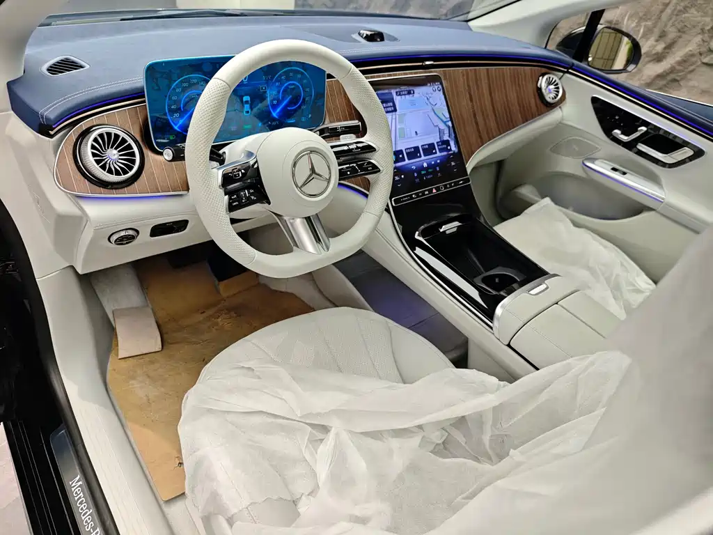 Mercedes-Benz EQE 2025 500 4MATIC