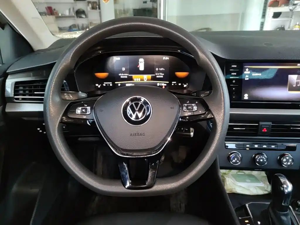 Volkswagen Lavida — миниатюра 11