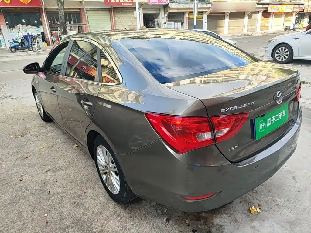 Buick Excelle — миниатюра 5