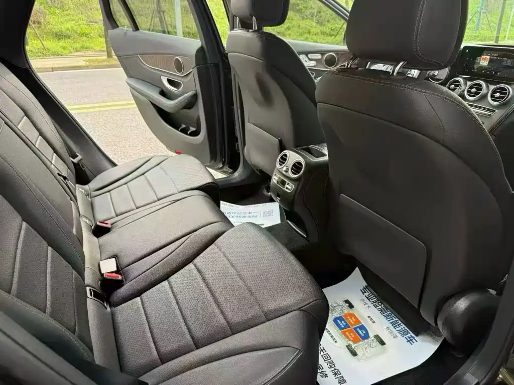 Mercedes-Benz GLC — миниатюра 6
