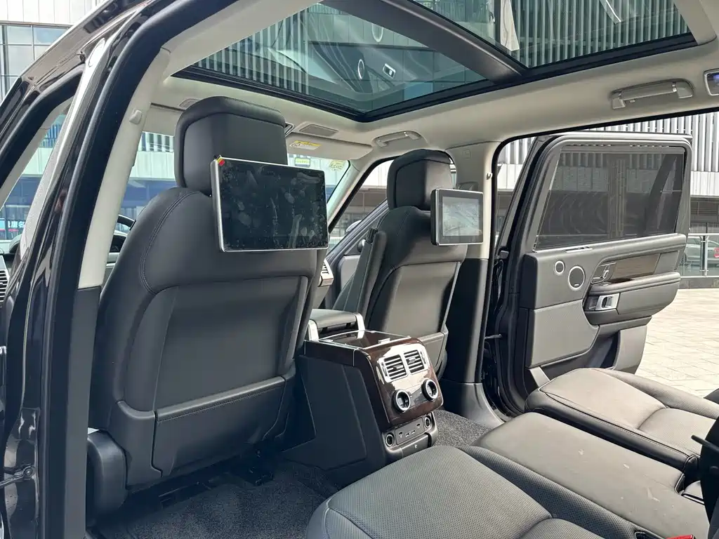 Land Rover Range Rover — миниатюра 13