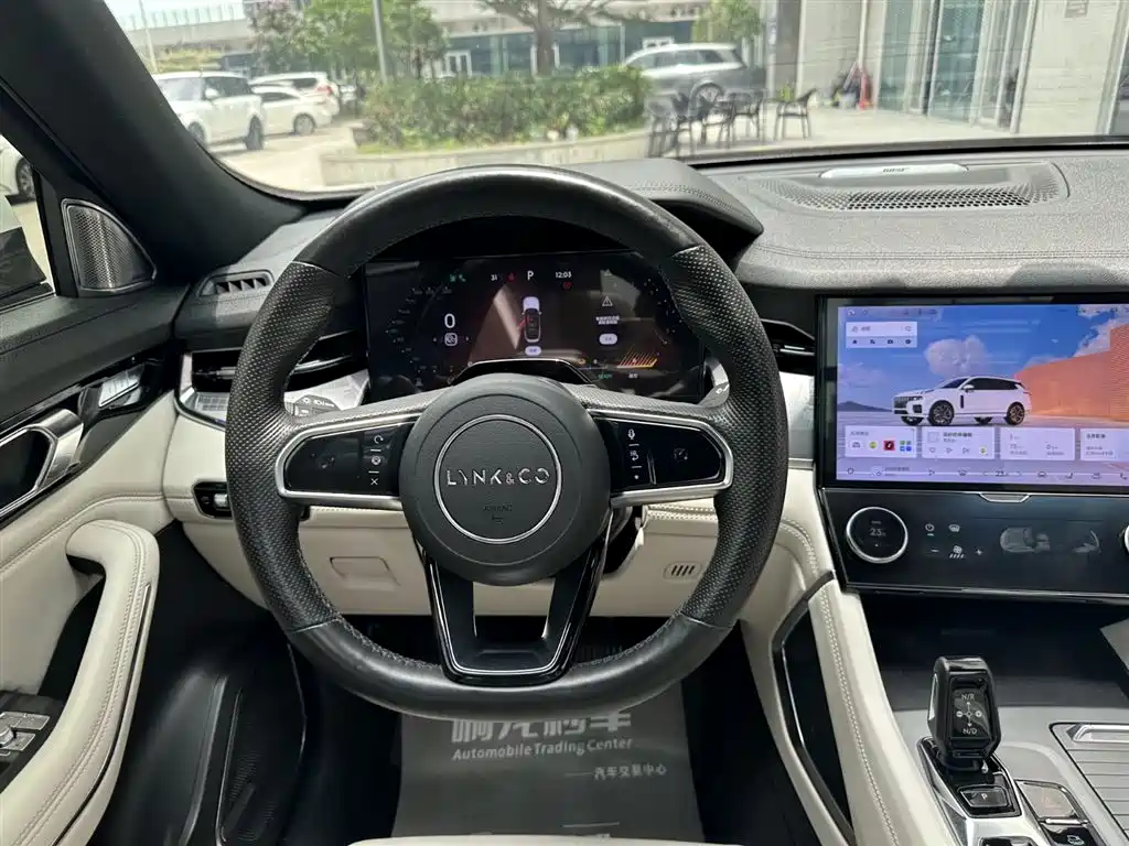 Lynk & Co 09 EM-P 2021 2.0T PHEV Ultra мест