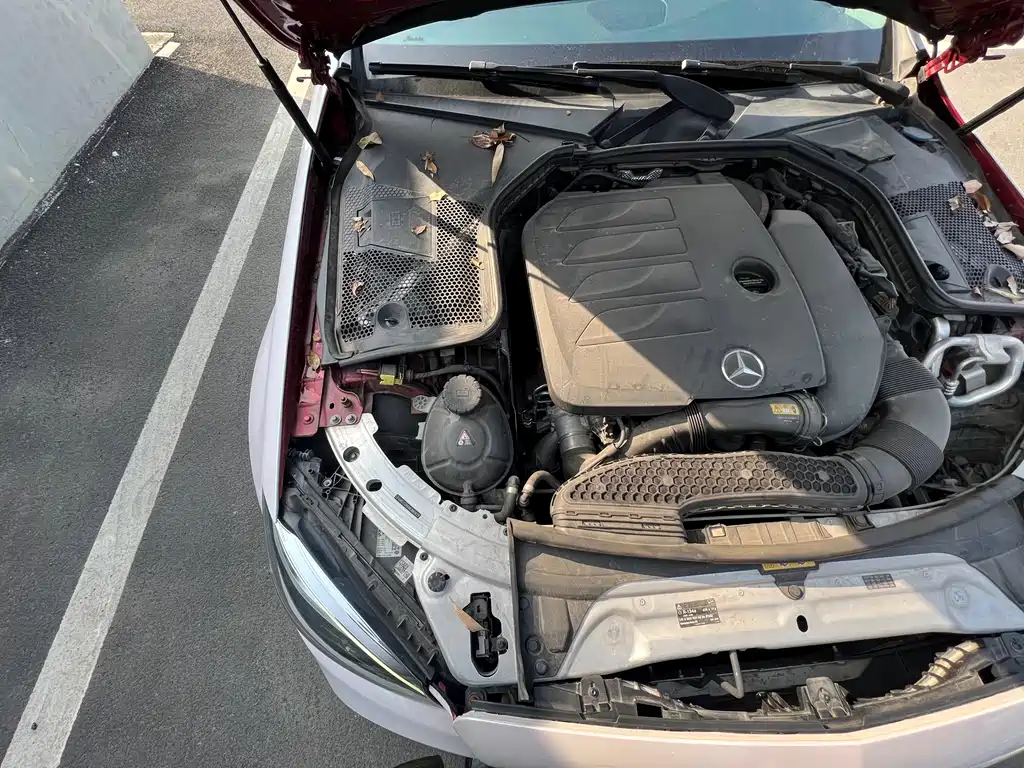 MERCEDES-BENZ C CLASS