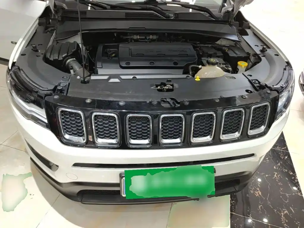 Jeep Compass — миниатюра 20
