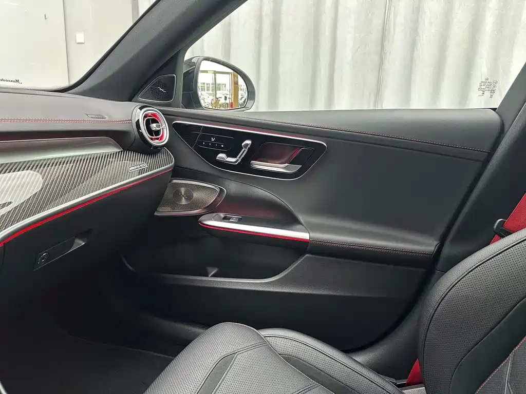 Mercedes-Benz C-Class AMG — миниатюра 30