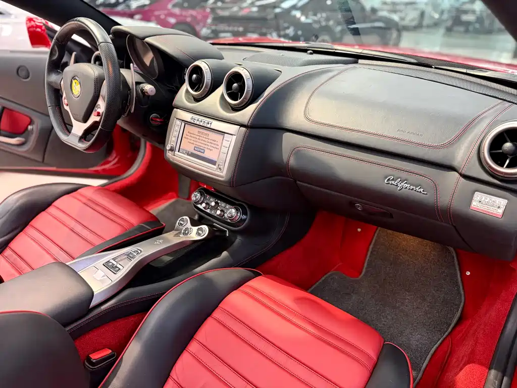 Ferrari California T — миниатюра 11