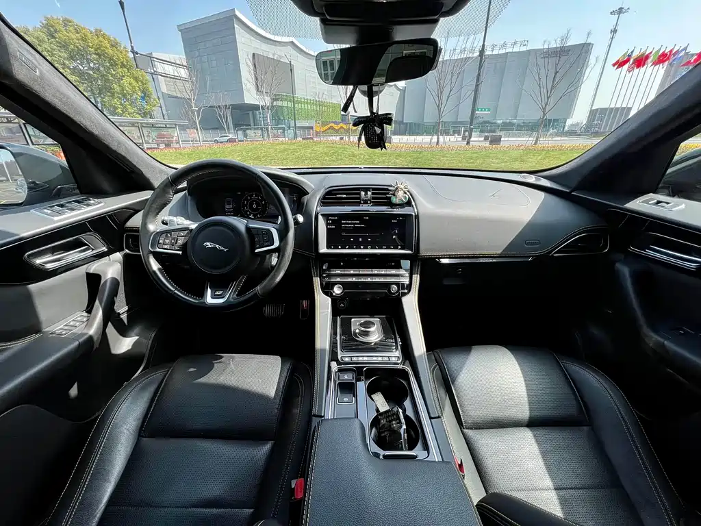 Jaguar F-Pace 2020 300-Sport Sport