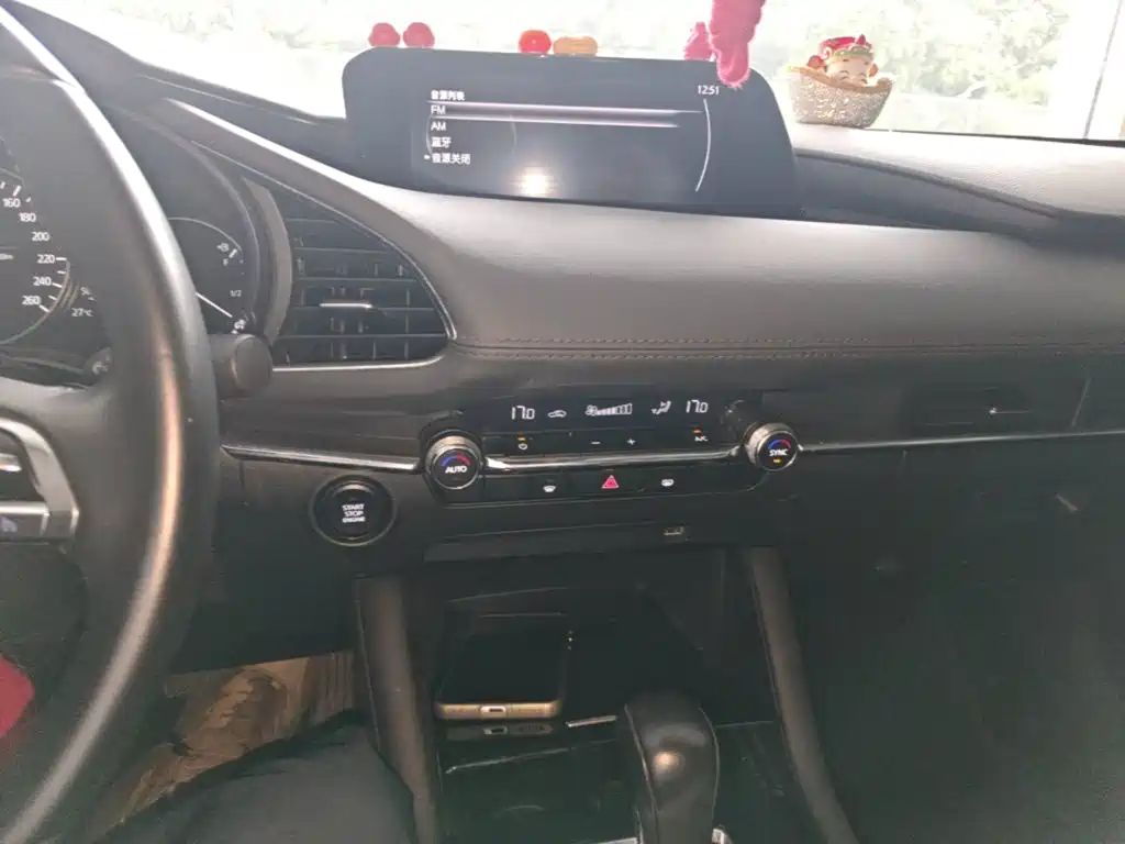 Mazda 3 Axela — миниатюра 13