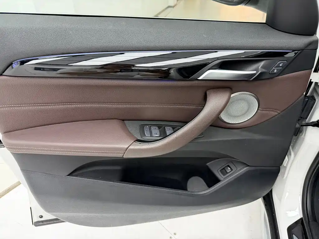BMW X1 — миниатюра 13