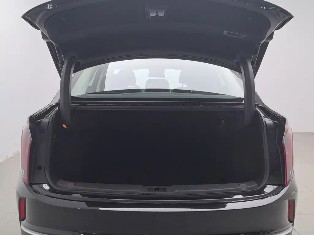 Hongqi Hongqi E-QM5 — миниатюра 16