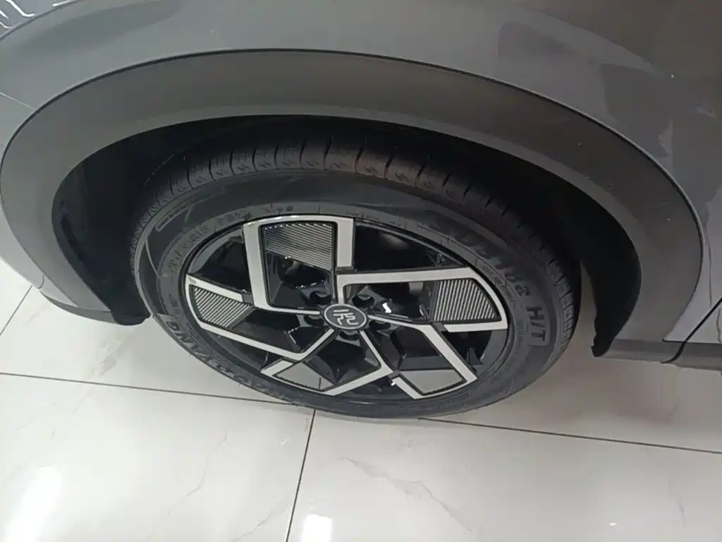 BYD Yuan Plus — миниатюра 23