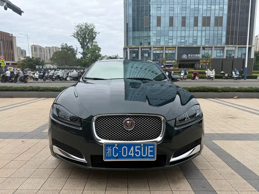 Jaguar XF 2015 XF 2.0T Sportbrake Luxury