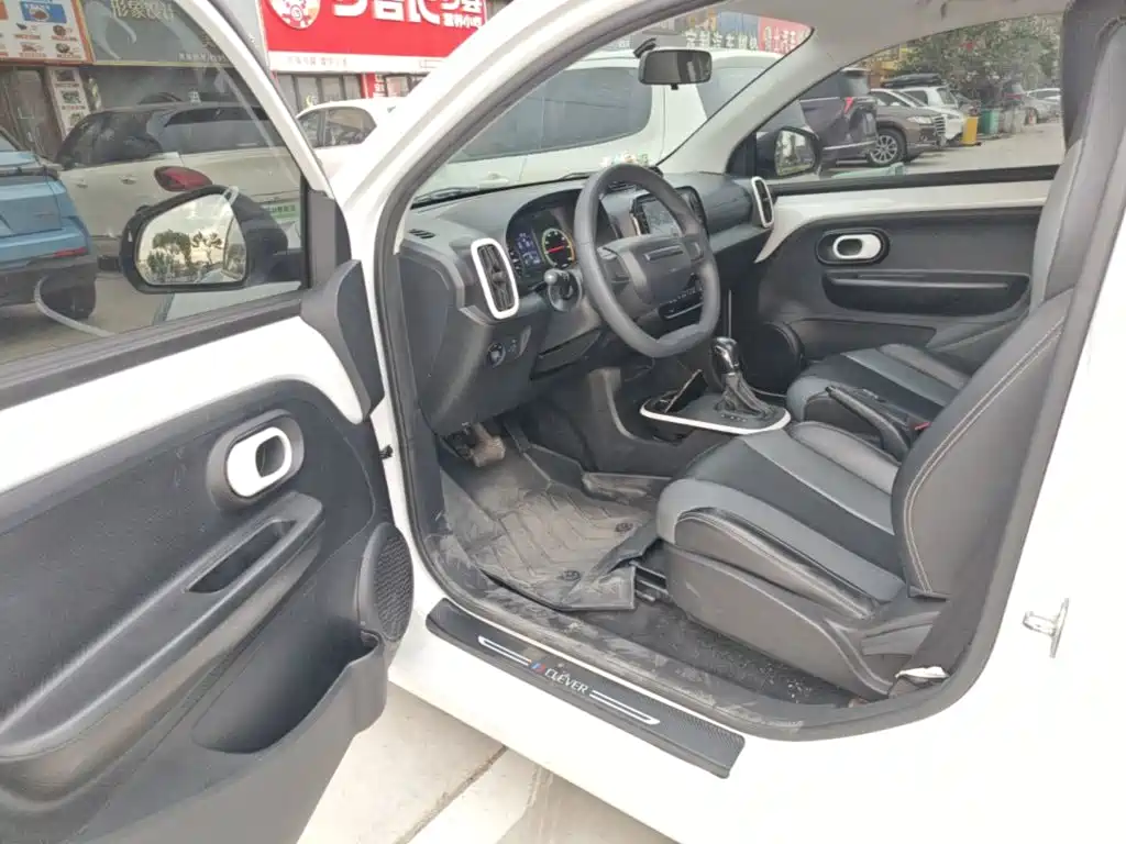 Roewe Clever — миниатюра 16