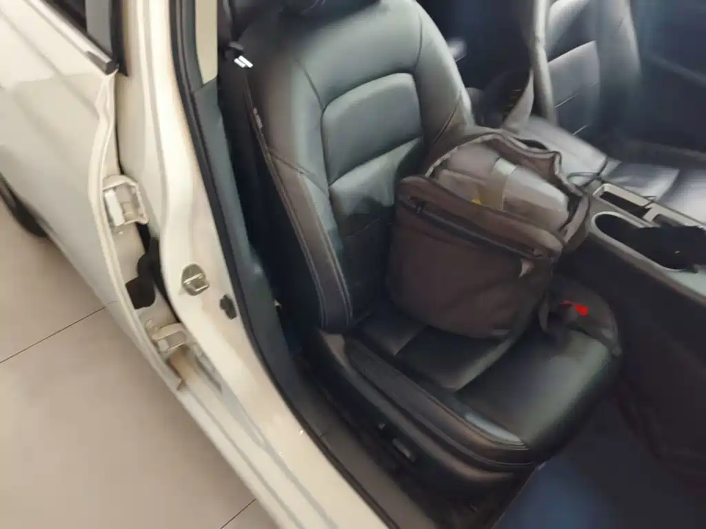 Nissan Teana — миниатюра 25