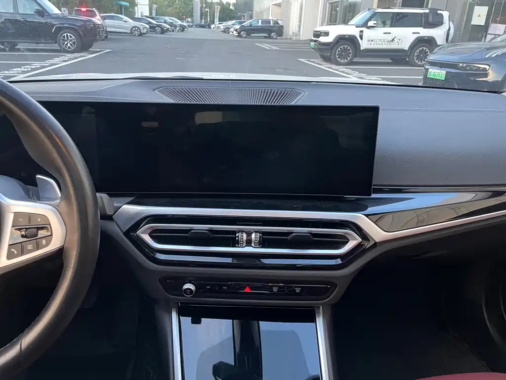 BMW 3 Series — миниатюра 11