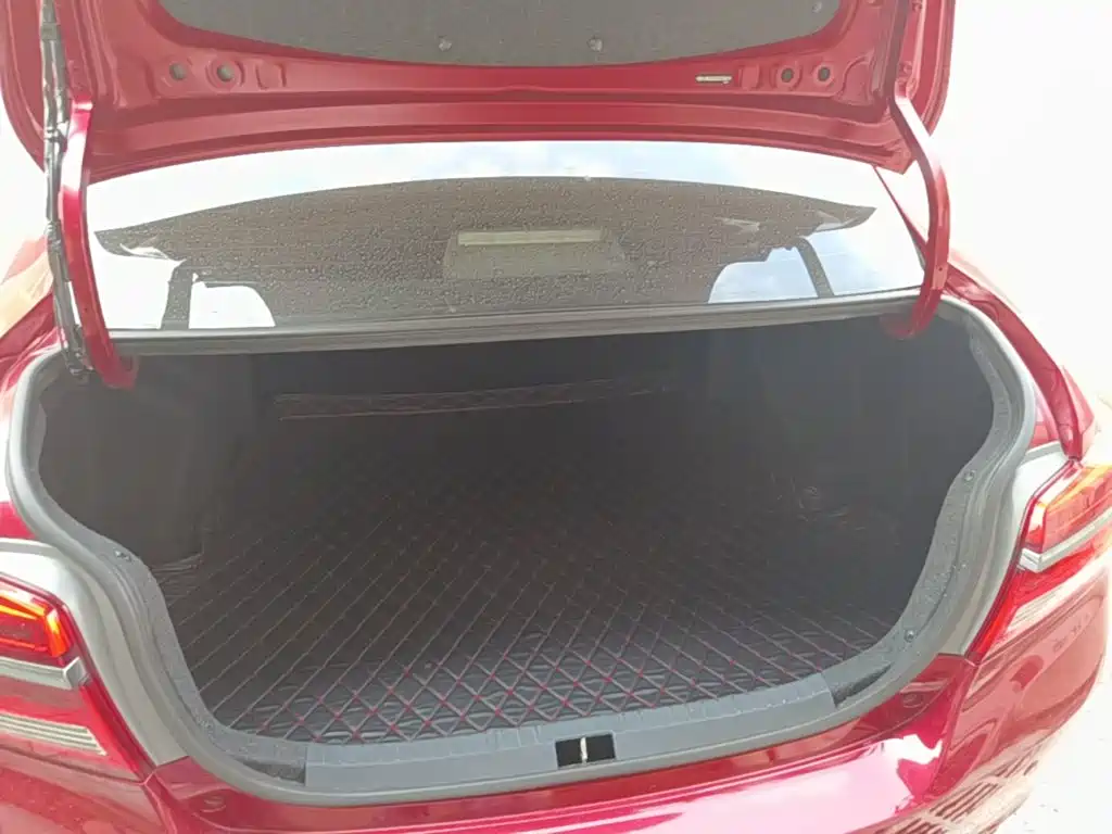 Toyota Yaris L — миниатюра 19
