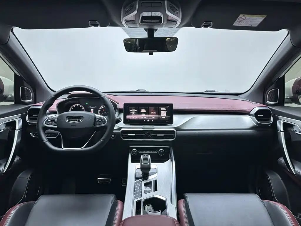Geely Binyue — миниатюра 14