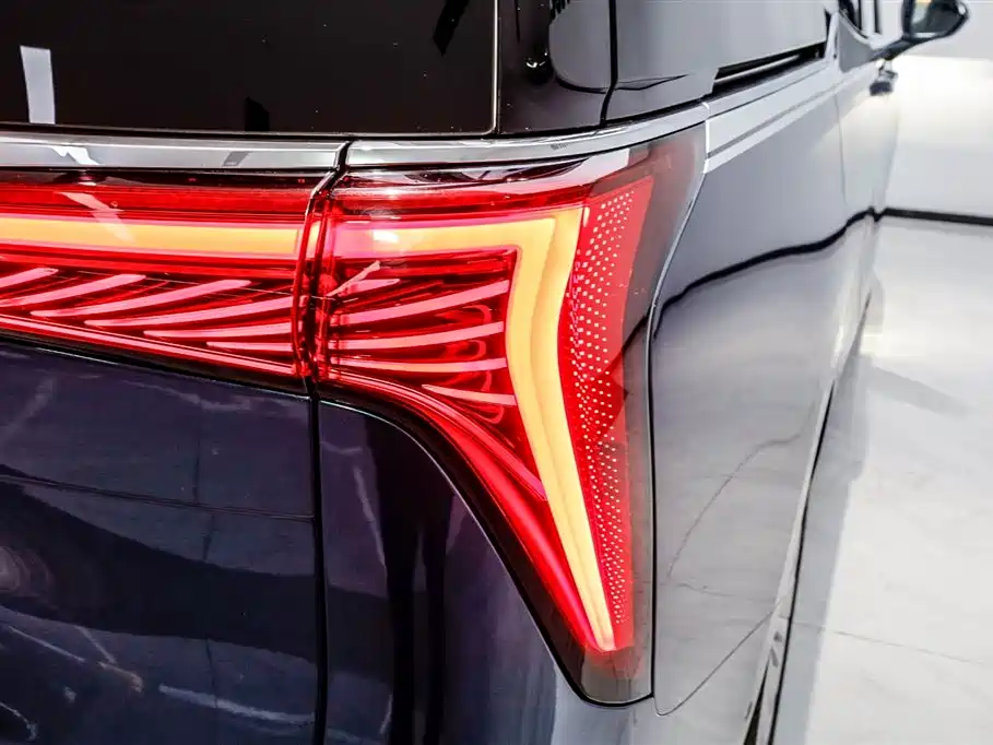 Buick Century 2025 2.0T мест