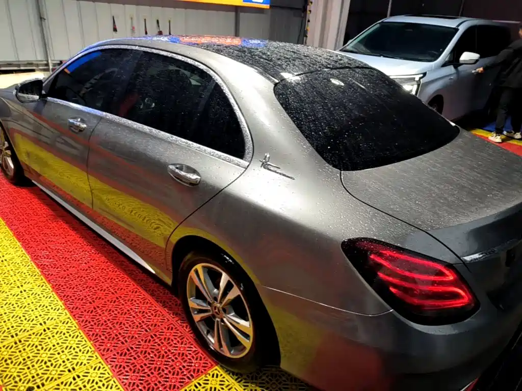 Mercedes-Benz C-Class — миниатюра 5