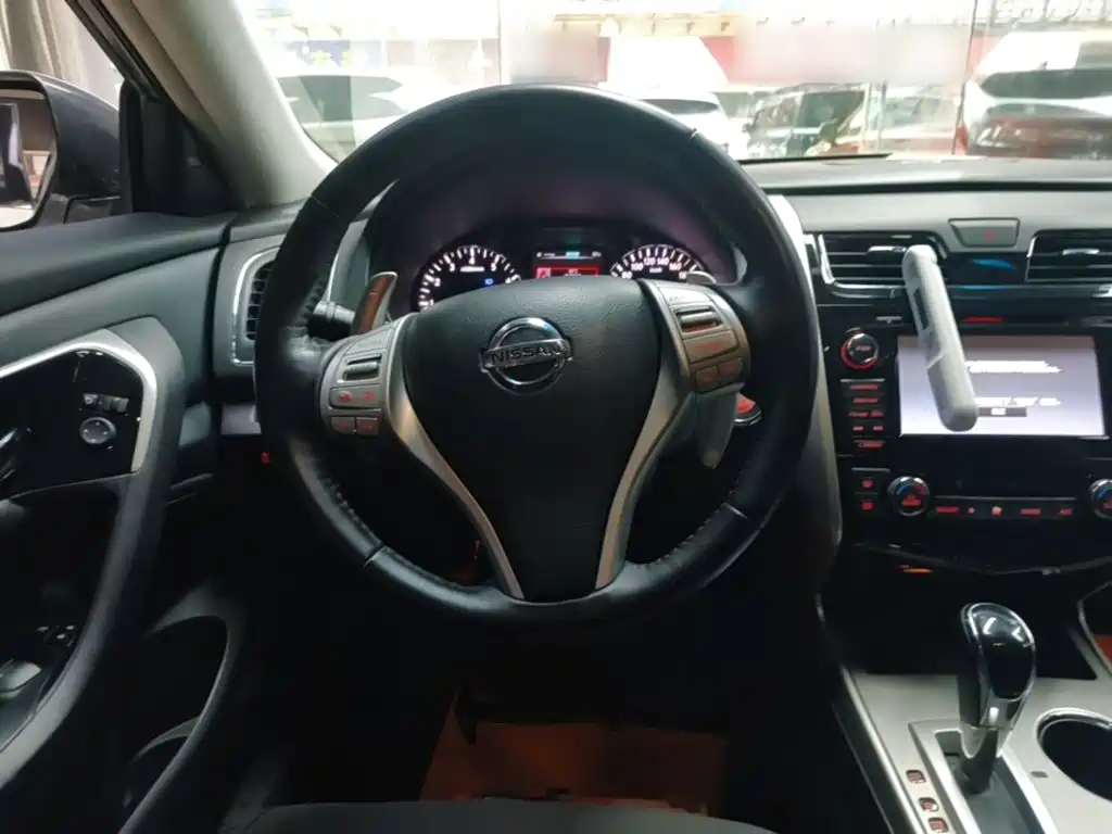 Nissan Teana — миниатюра 11