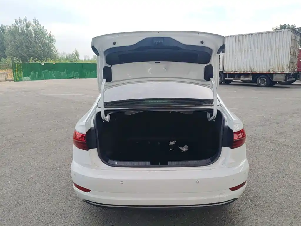 Volkswagen Sagitar — миниатюра 19