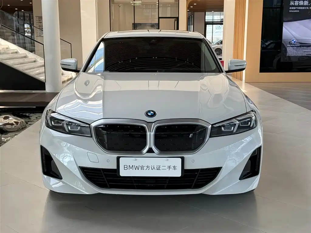 BMW i3 — миниатюра 11
