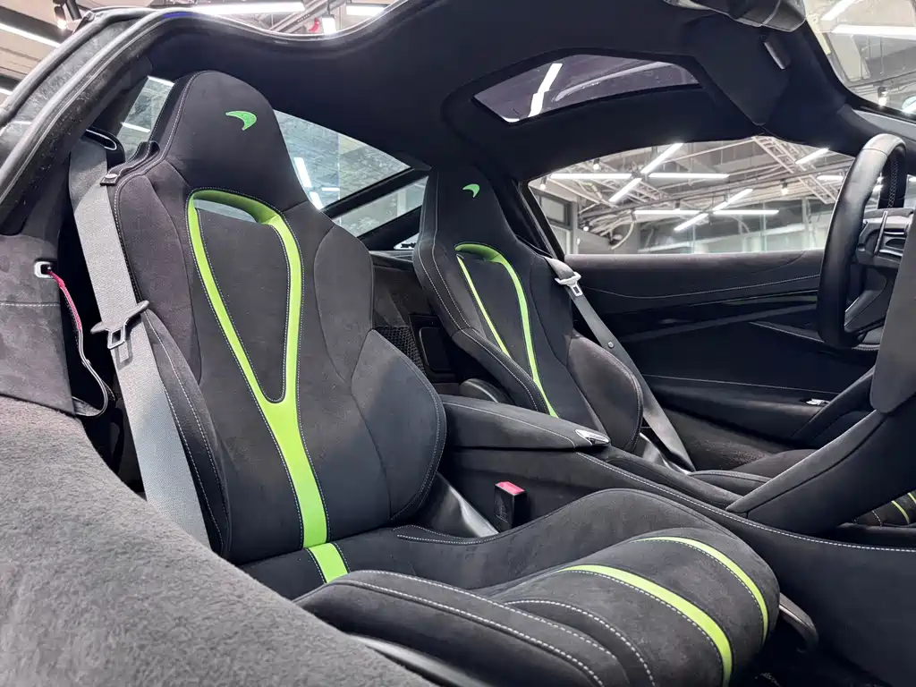 McLaren 720S — миниатюра 6