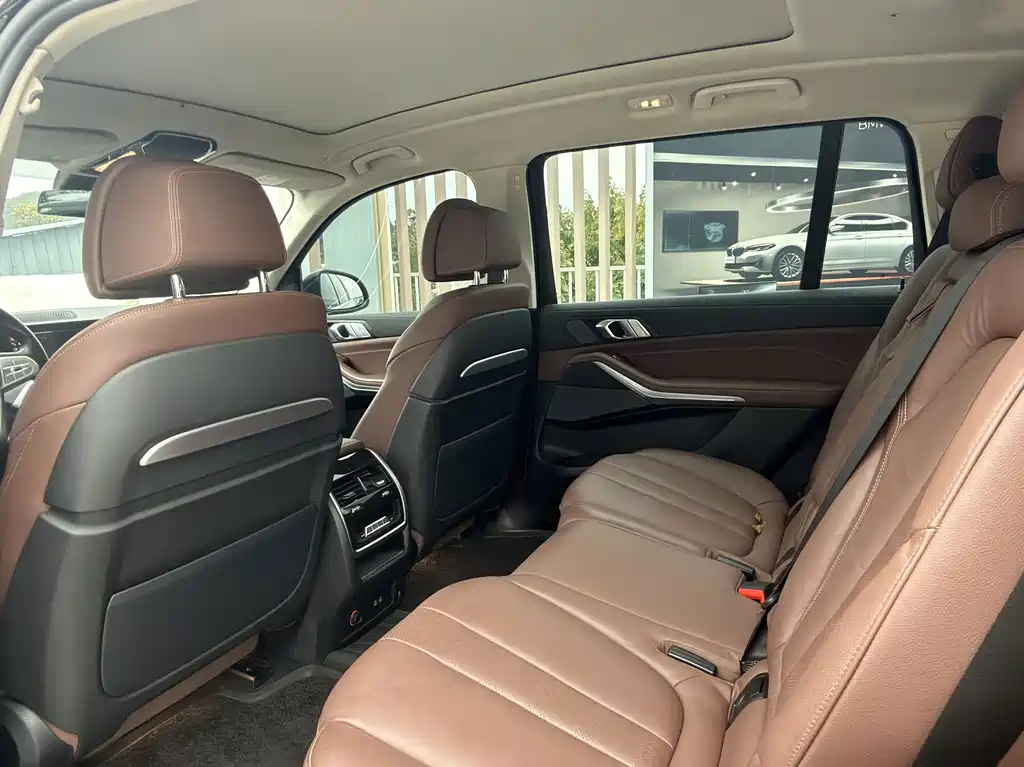 BMW X7 — миниатюра 3