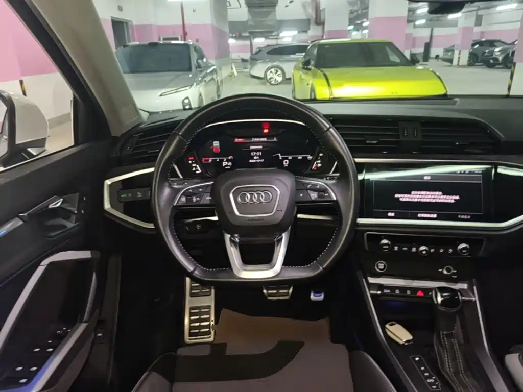 Audi Q3 — миниатюра 11