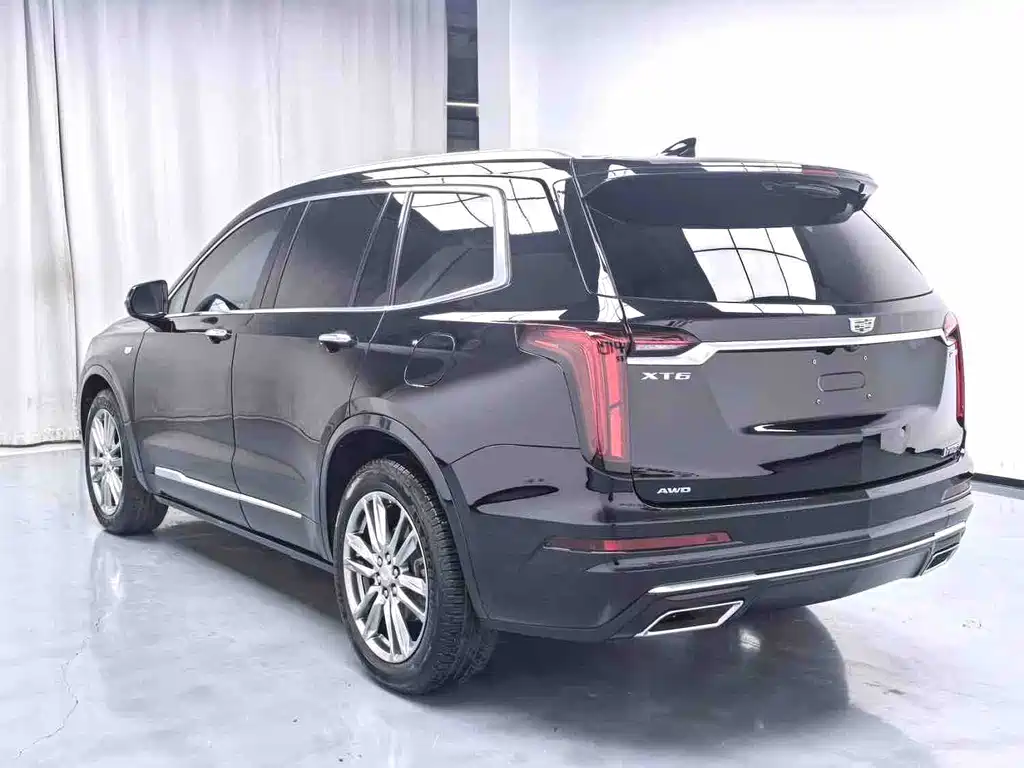 Cadillac XT6 — миниатюра 11
