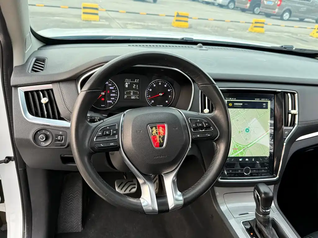 Roewe RX5 — миниатюра 7