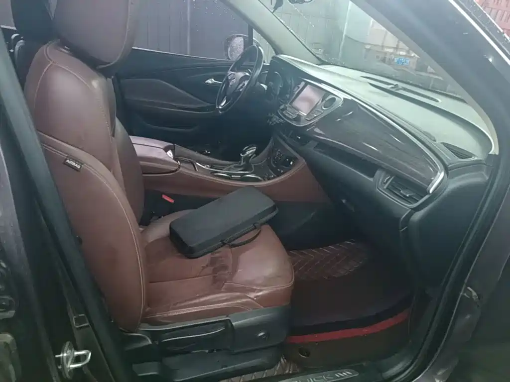 Buick Envision Plus — миниатюра 25