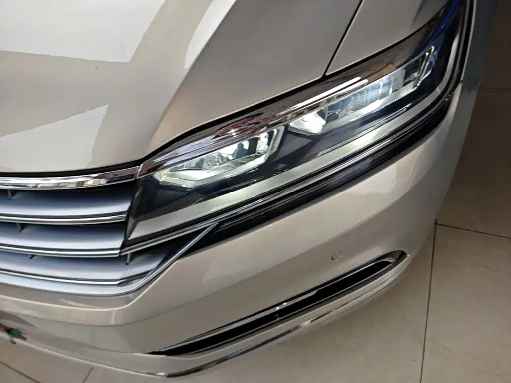Volkswagen Phideon — миниатюра 24
