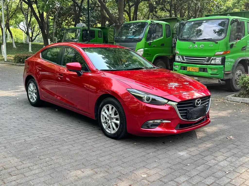 Mazda 3 Axela 2016