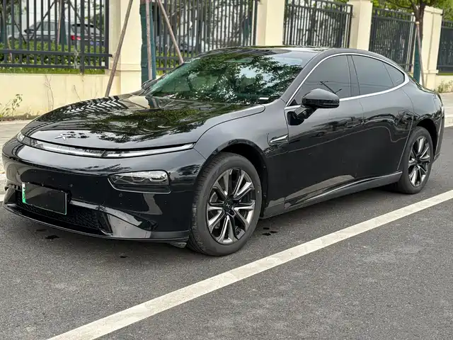 2022 Xpeng P7