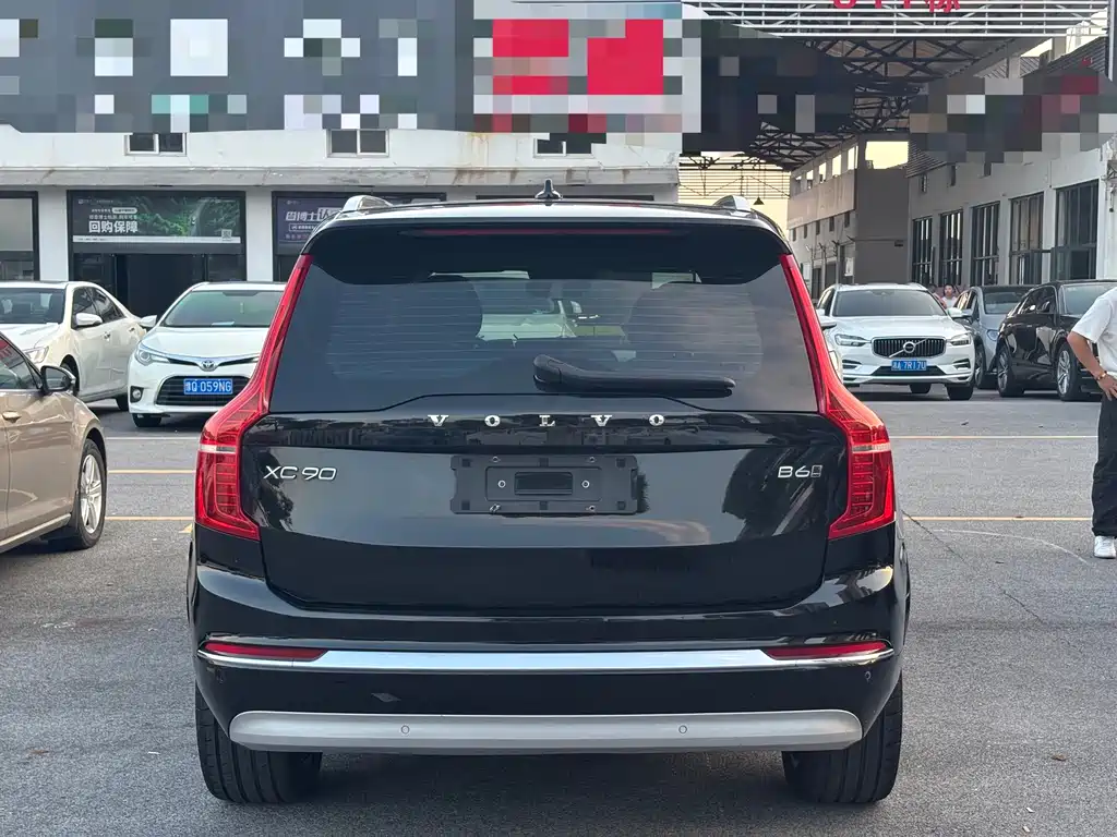 Volvo XC90 — миниатюра 12