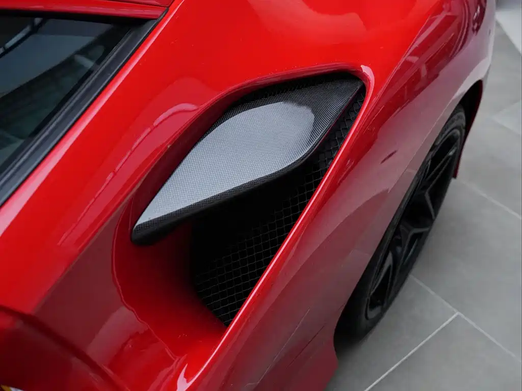 Ferrari F8 — миниатюра 11